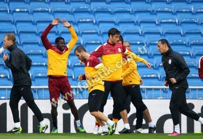 Madridden Sarı Kırmızı kareler