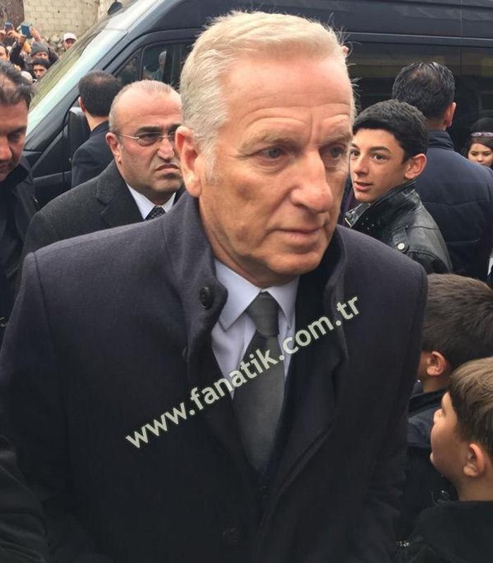 Umut Bulutun babası Kemal Bulutun cenazesinden kareler...