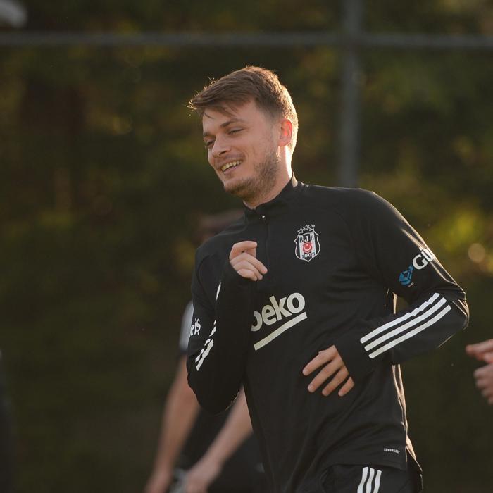 Beşiktaşta Sergen Yalçından son dakika kararı Forvette kim oynayacak