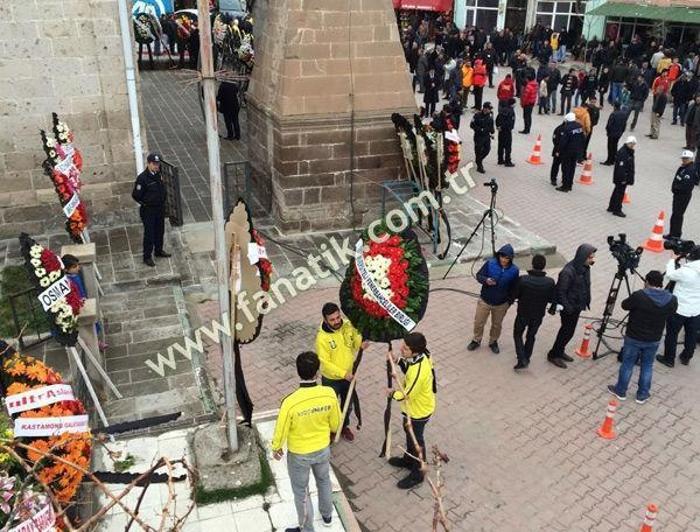 Umut Bulutun babası Kemal Bulutun cenazesinden kareler...