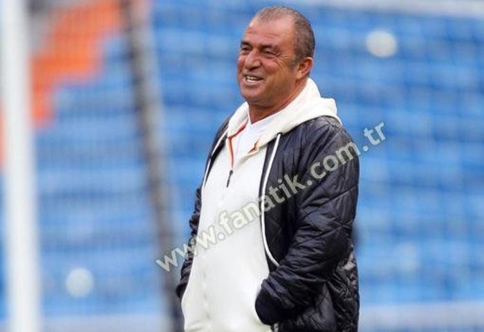 Madridden Sarı Kırmızı kareler