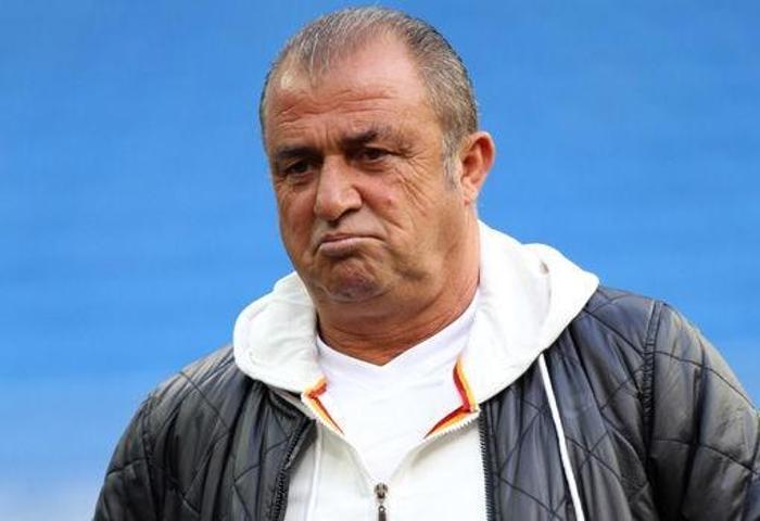 Madridden Sarı Kırmızı kareler