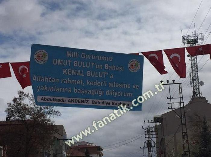 Umut Bulutun babası Kemal Bulutun cenazesinden kareler...