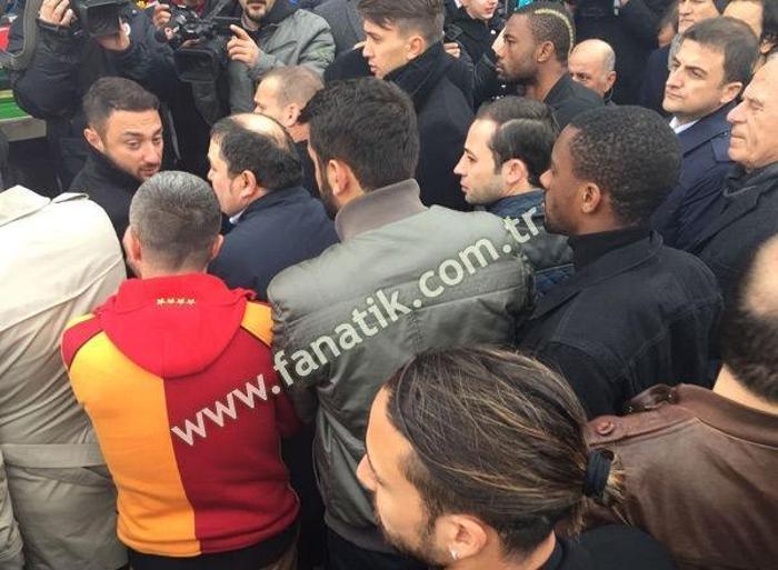 Umut Bulutun babası Kemal Bulutun cenazesinden kareler...