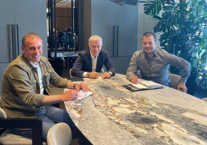 Son dakika | Trabzonsporda Abdullah Avcı 9 transfer istedi