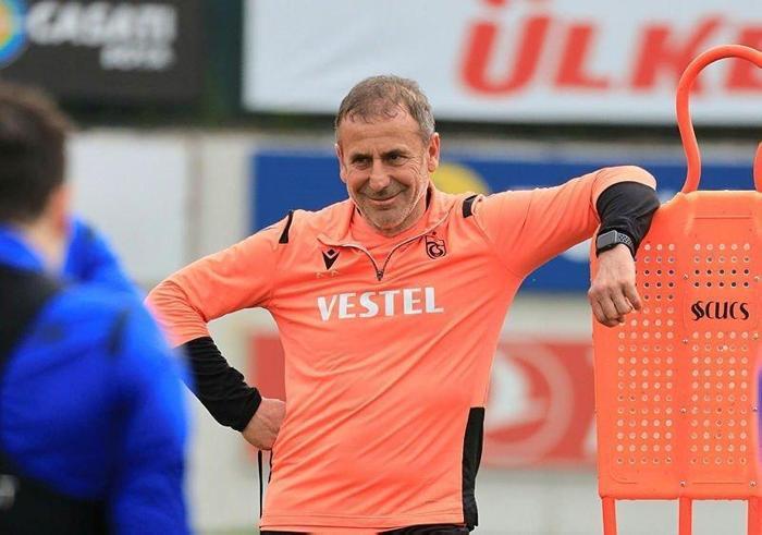 Son dakika | Trabzonsporda Abdullah Avcı 9 transfer istedi