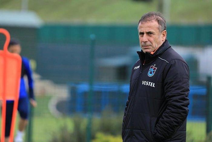 Son dakika | Trabzonsporda Abdullah Avcı 9 transfer istedi