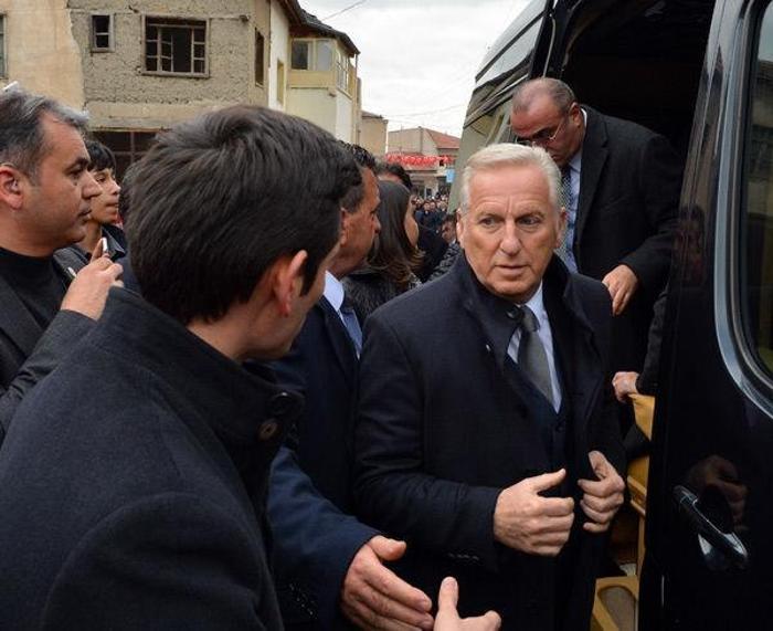 Umut Bulutun babası Kemal Bulutun cenazesinden kareler...