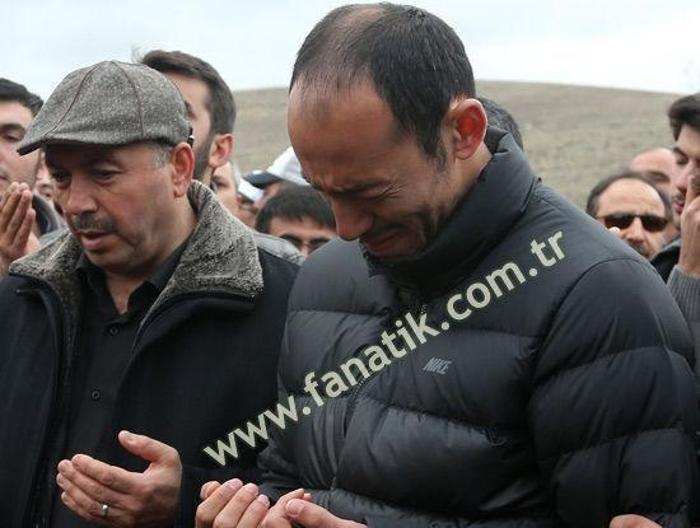 Umut Bulutun babası Kemal Bulutun cenazesinden kareler...