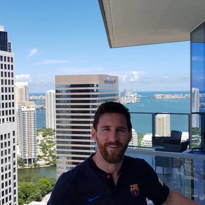 Lionel Messi 5 milyon sterlin karşılığında rezidans satın aldı