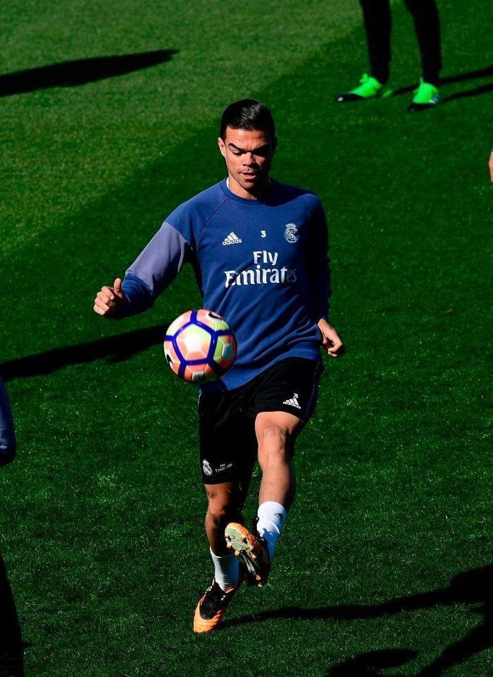 Galatasaray Real Madridli Pepe için kolları sıvadı