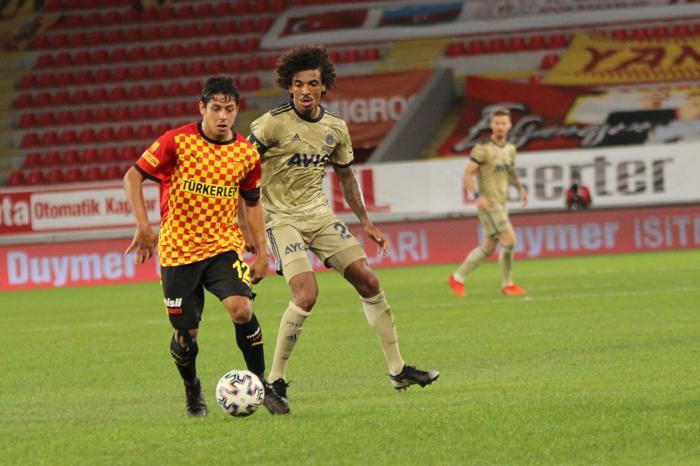 İşte Göztepe-Fenerbahçe maçından kareler...
