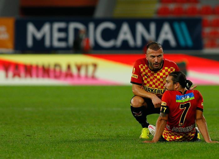 Fenerbahçe haberi: Ozan Tufan küllerinden doğdu Büyülüyor...