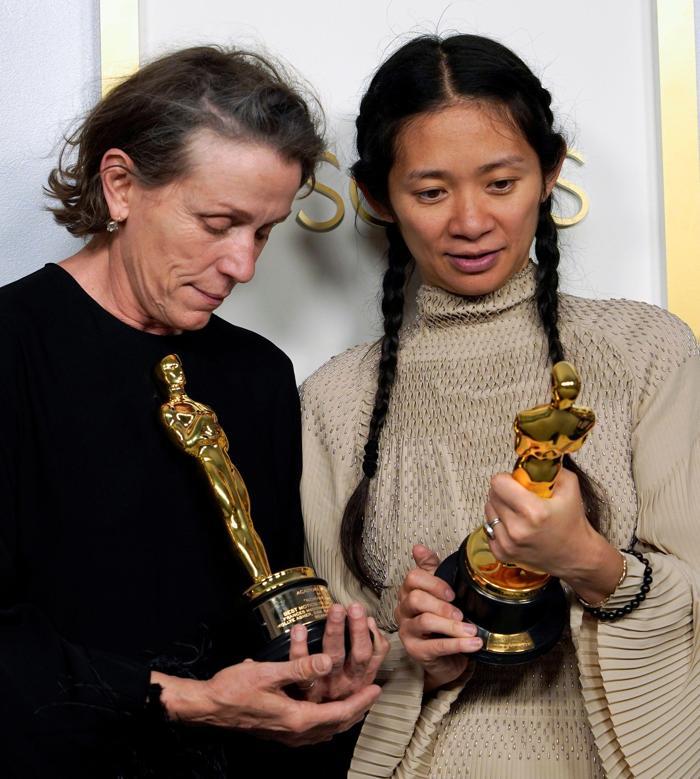Oscar 2021in kazananları belli oldu Oscarda ödülleri Nomadland ve Mank topladı