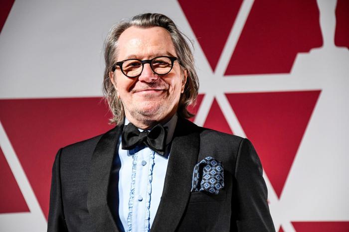 2021 Oscar Ödüllerinde kırmızı halı şıklığı