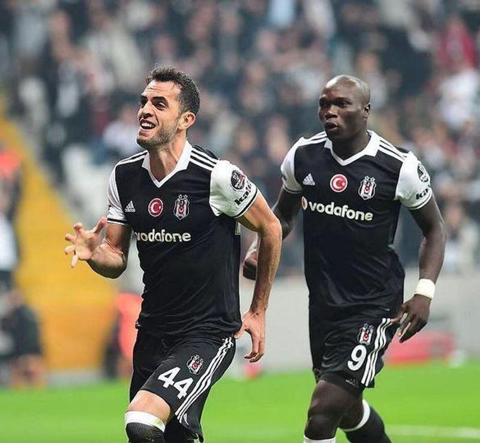 Ünlü futbolcuların boyları Sizce hangisi daha uzun