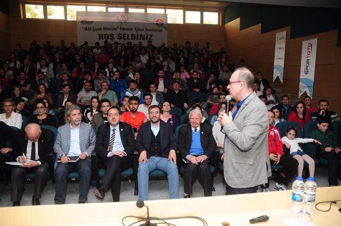IAAF Çocuk Atletizmi Projesinin 2017 5. semineri düzenlendi
