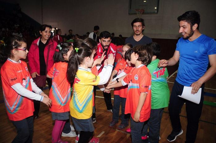 IAAF Çocuk Atletizmi Projesinin 2017 5. semineri düzenlendi