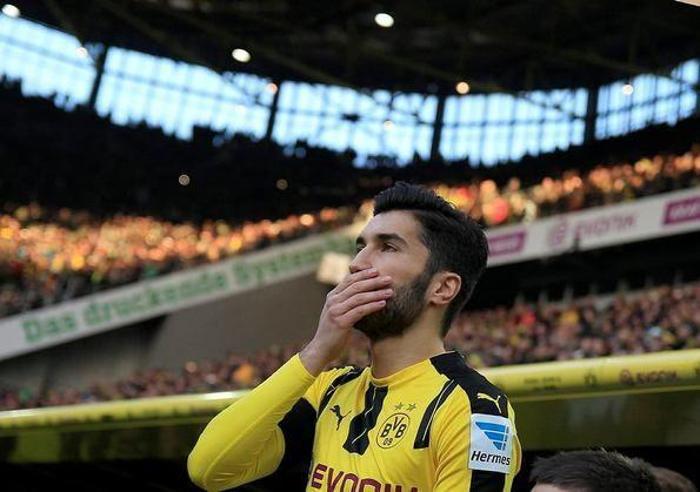 Ünlü futbolcuların boyları Sizce hangisi daha uzun
