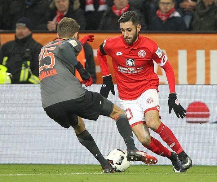 Ünlü futbolcuların boyları Sizce hangisi daha uzun