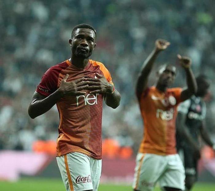 Ünlü futbolcuların boyları Sizce hangisi daha uzun