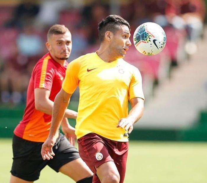 Falcao Galatasaray idmanında şov yaptı İki gol birden...