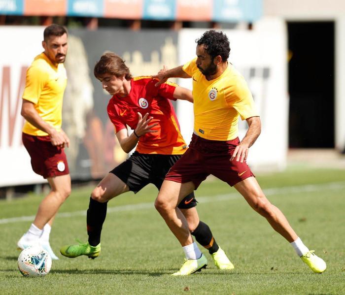 Falcao Galatasaray idmanında şov yaptı İki gol birden...
