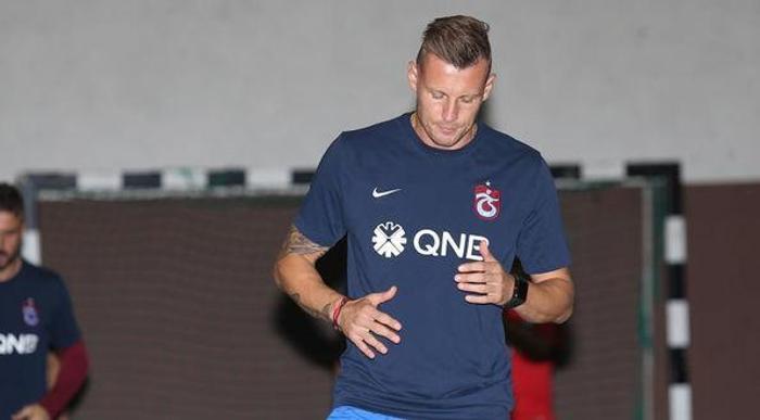 Ünlü futbolcuların boyları Sizce hangisi daha uzun
