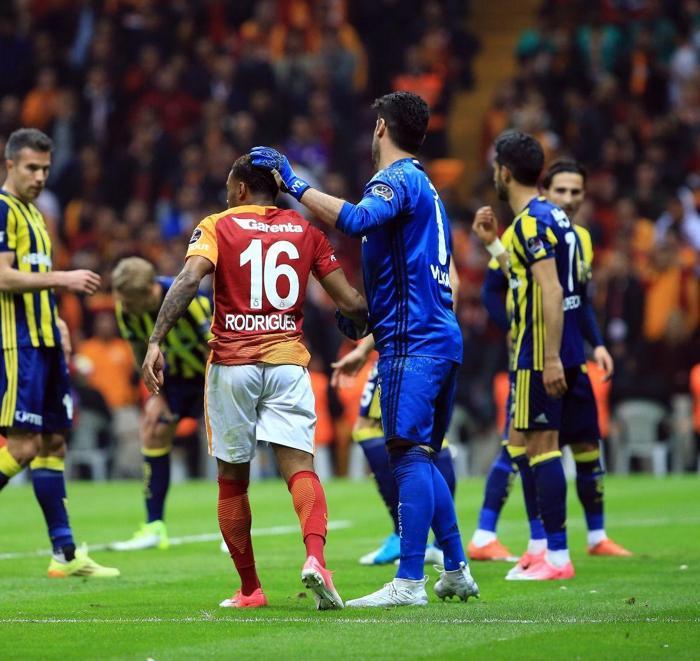 Volkan Demirelden Garry Rodriguese: Çünkü ben buradayım