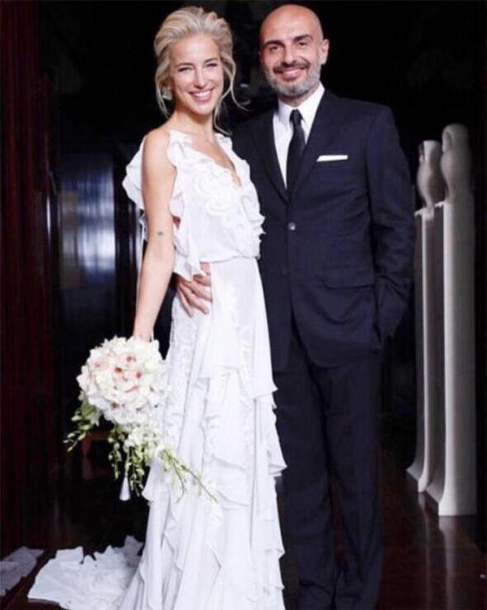 Burcu Esmersoy ve Berk Suyabatmaz güle oynaya boşandı