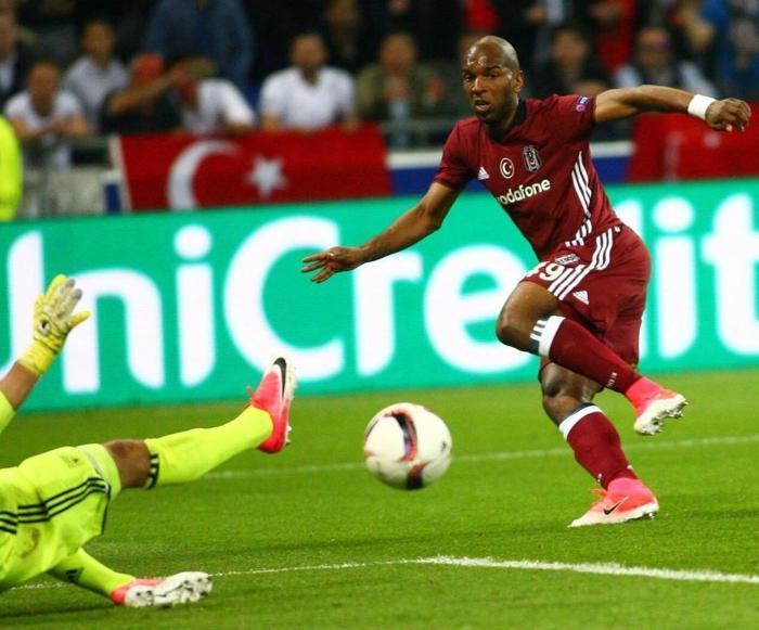 Lyon-Beşiktaş maçı gündem yarattı