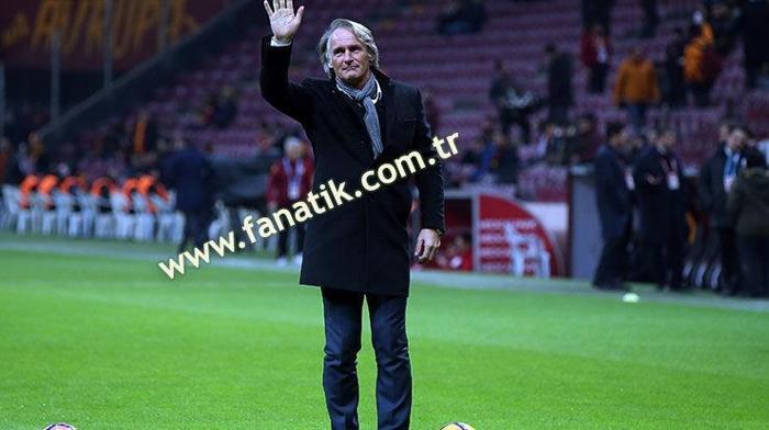 Galatasaray-Alanyaspor maçından kareler;