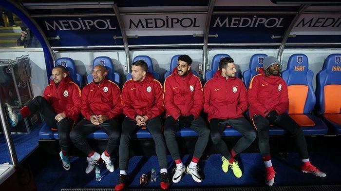 Gerçek ortaya çıktı Galatasarayda futbolcular da borçlu...