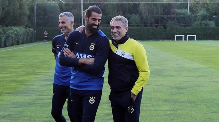 Fenerbahçede Ersun Yanalın yüzü artık gülüyor