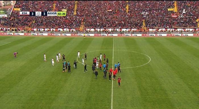 Eskişehir-Akhisar maçında gerginlik