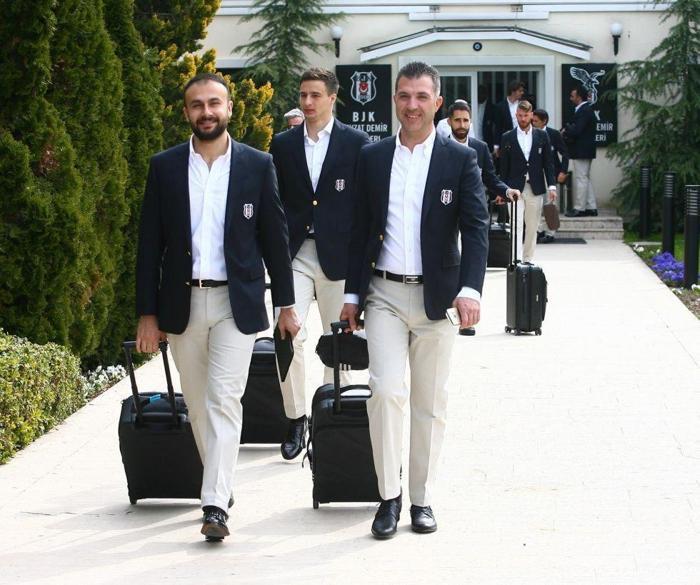 Beşiktaş, Fransaya gitti