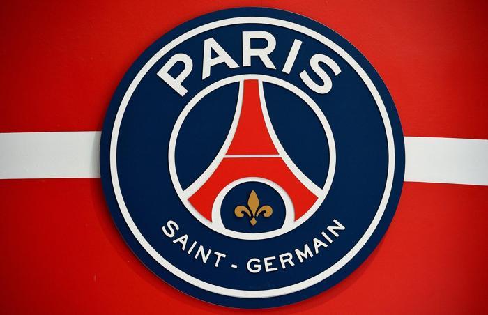 3) Paris Saint Germain