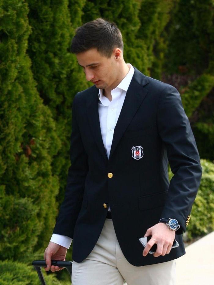 Beşiktaş, Fransaya gitti