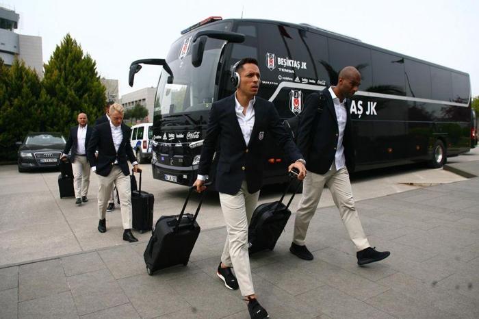 Beşiktaş, Fransaya gitti