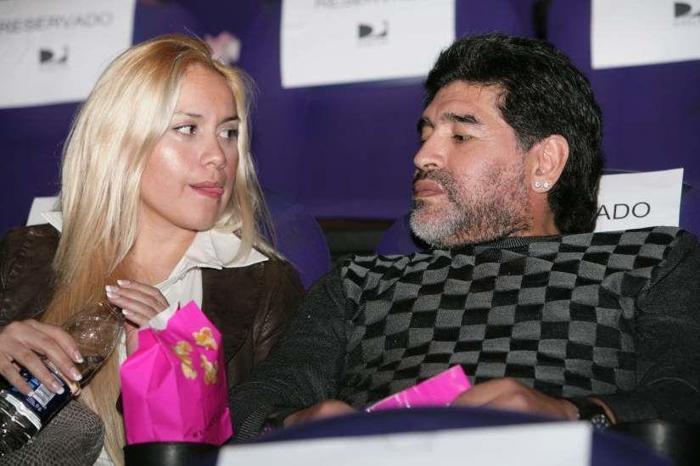 Maradonanın eski sevgilisi Veronica Ojeda, yatak sırlarını anlattı