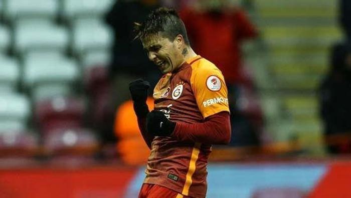 Galatasarayda sürpriz Josue kararı