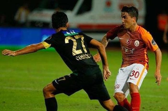 Porto ile 1 yıl daha mukavelesi bulunan Josue için istenen 5 Milyon Euro’luk bonservis bedelinin ise yarı yarıya düşürülmesi için çalışılıyor.