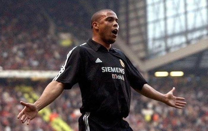 Manchester United 4-3 Real Madrid (2003)