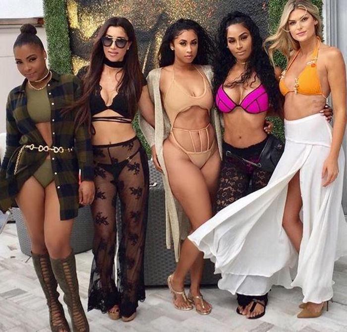 Almanyanın Kim Kardashianı Metisha Schaefer Miamide