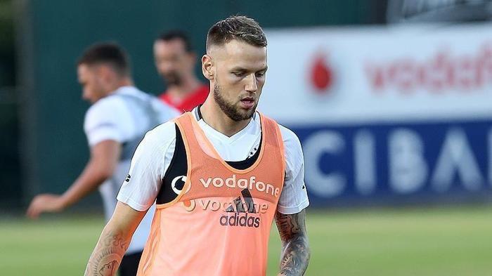 ALEXANDER MİLOSEVİC