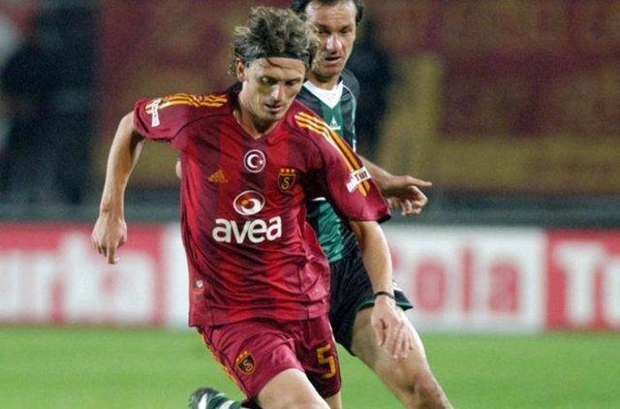 ORHAN AK