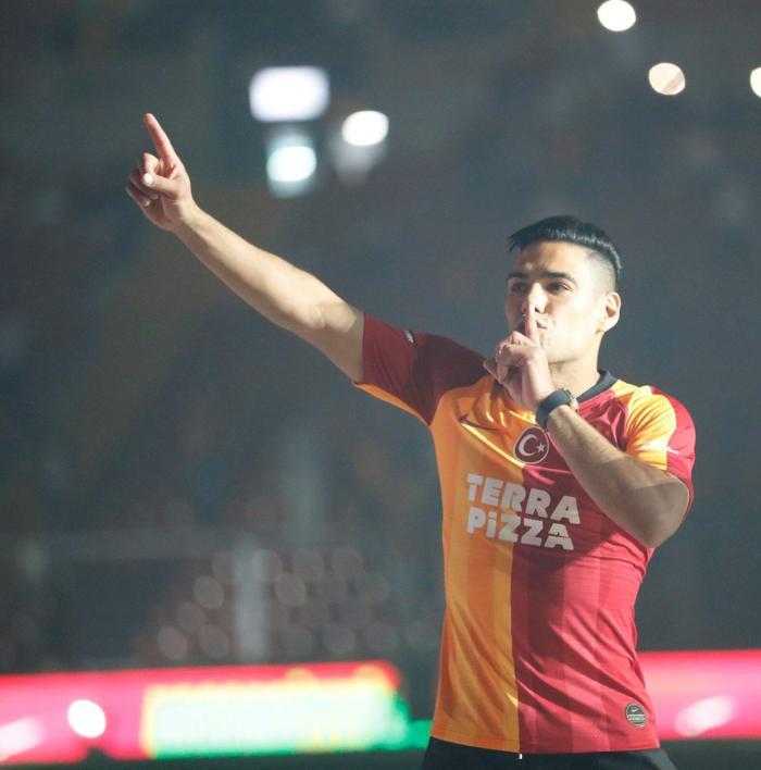 Formalar kapış kapı