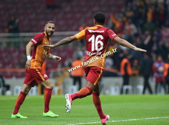 Galatasaray - Adanaspor maçından kareler