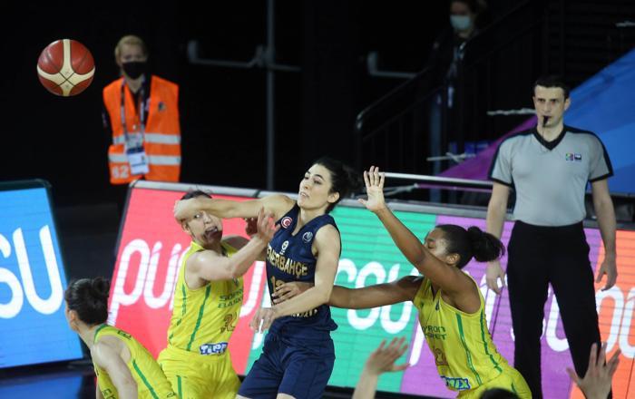 Sopronu mağlup eden Fenerbahçe, Kadınlar EuroLeaguede üçüncü oldu