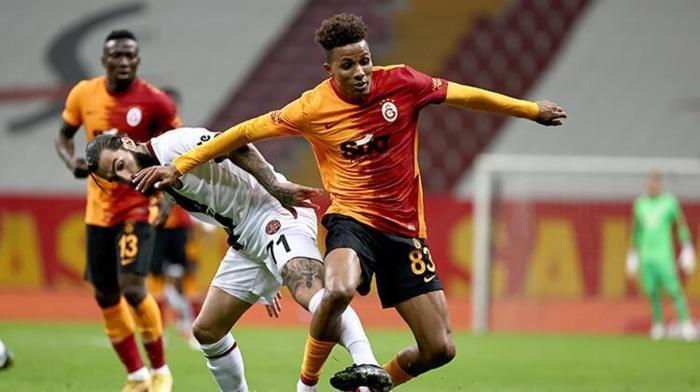 Galatasaray transferde atağa kalktı Ayrılık sonrası ilk transfer belli oldu...